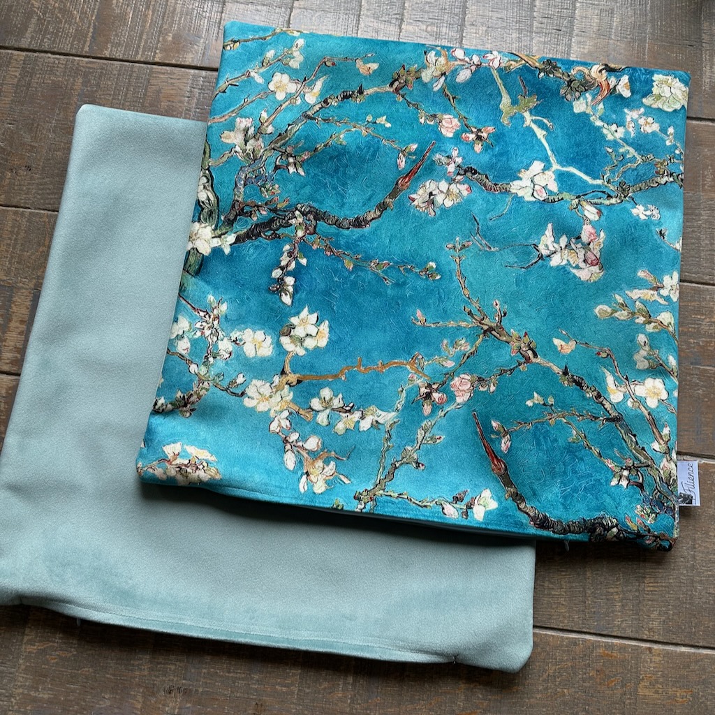 Housse ou coussin décoratif Velours – Amandier en fleurs de Van Gogh – Image 5
